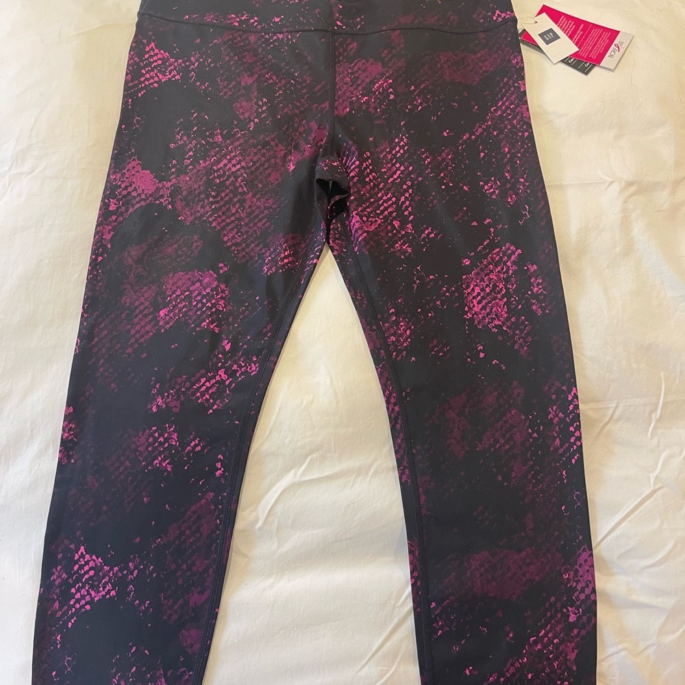 GAPFIT Pink and Black Patterned Leggings